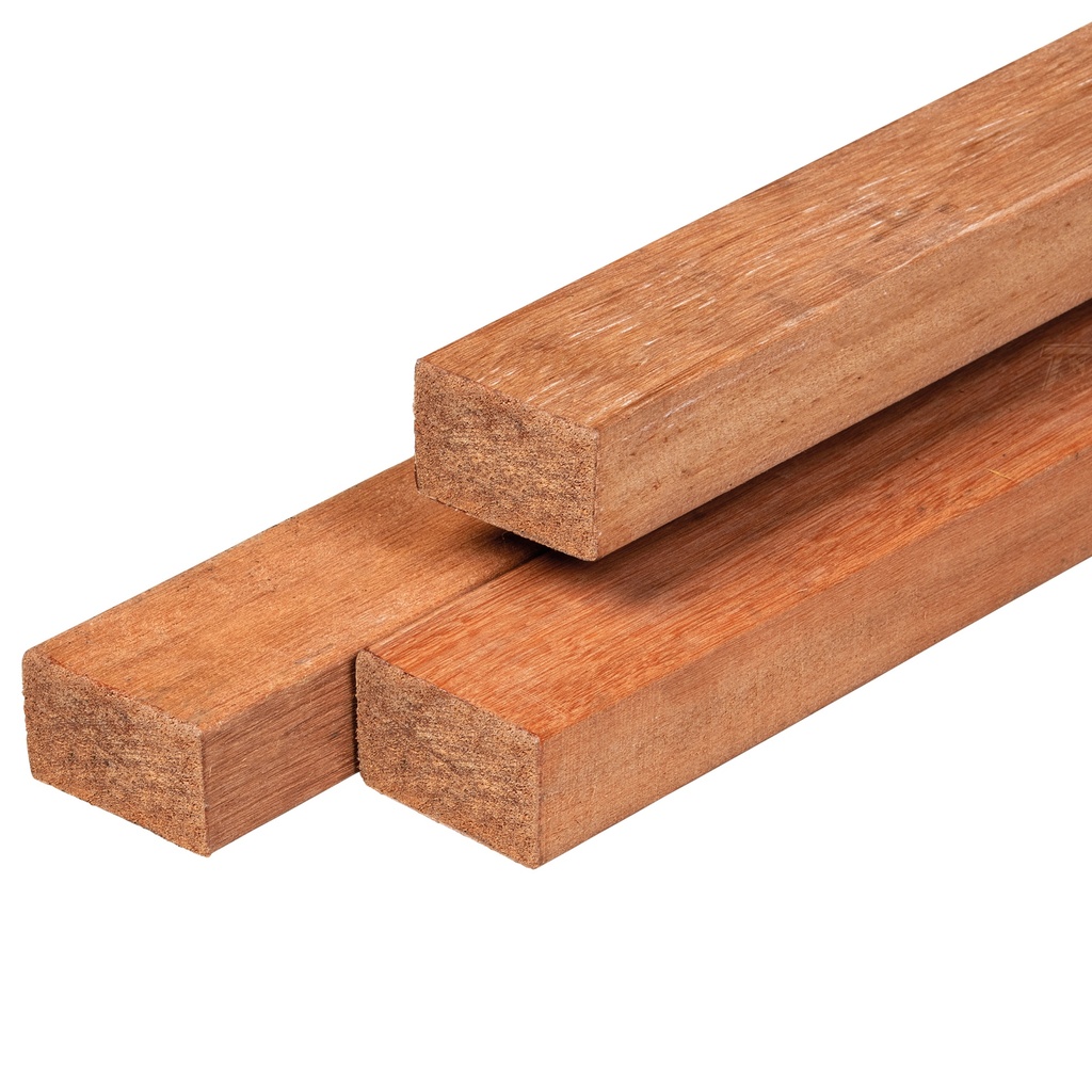 Hardhout timmerhout kunstmatig gedroogd 4.4x8.8x430cm geschaafd 4rh rondom glad met 4 ronde hoeken houtsoort: Keruing  